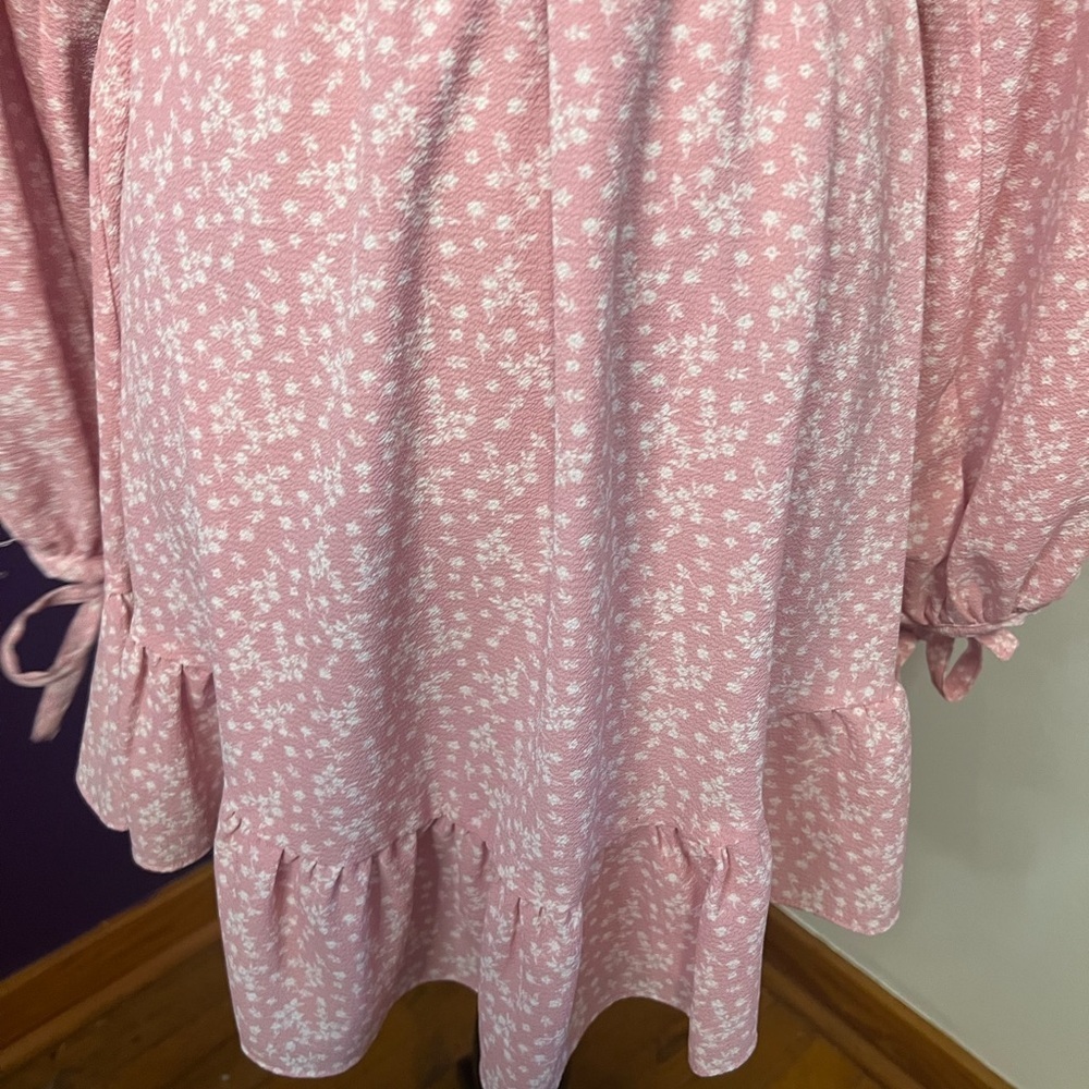 B. Darlin Long Sleeve Pink and White Dress - Picture 4 of 8